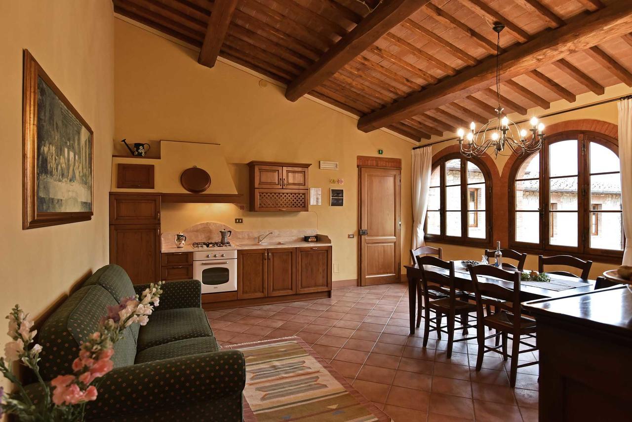 מונטריג'יוני Agriturismo Le Gallozzole מראה חיצוני תמונה