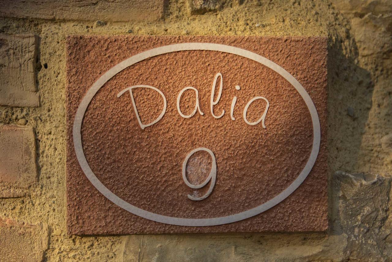 מונטריג'יוני Agriturismo Le Gallozzole מראה חיצוני תמונה